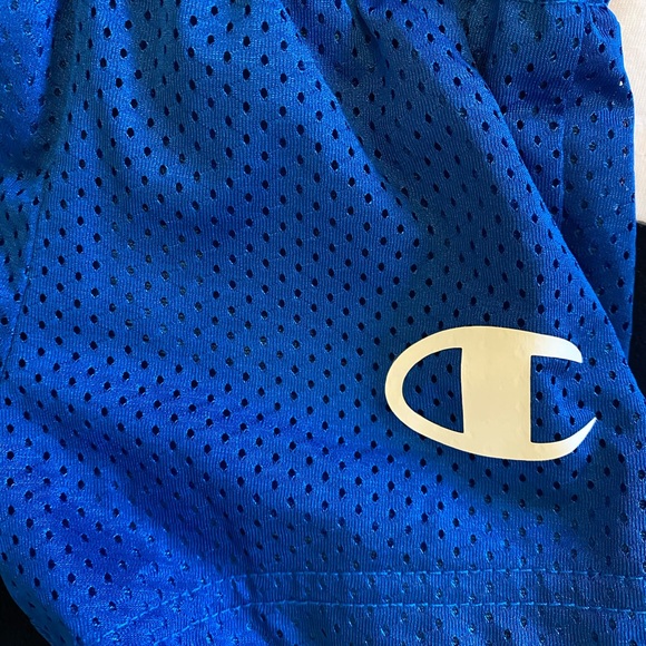 3/6 Month Champion Baby Outfit - White T-shirt and blue mesh shorts - Picture 2 of 5